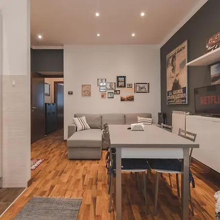 2 Bedroom - Free Wifi - Italian Star