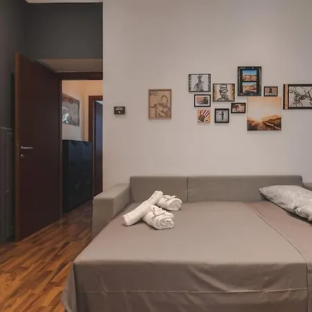 2 Bedroom - Free Wifi - Italian Star Appartement *