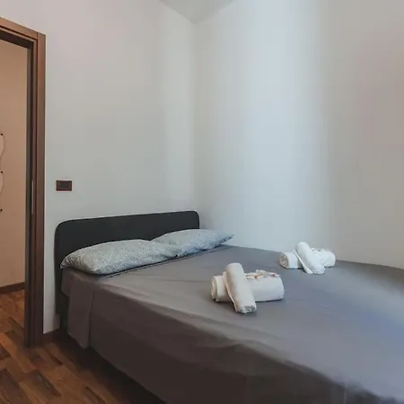 2 Bedroom - Free Wifi - Italian Star