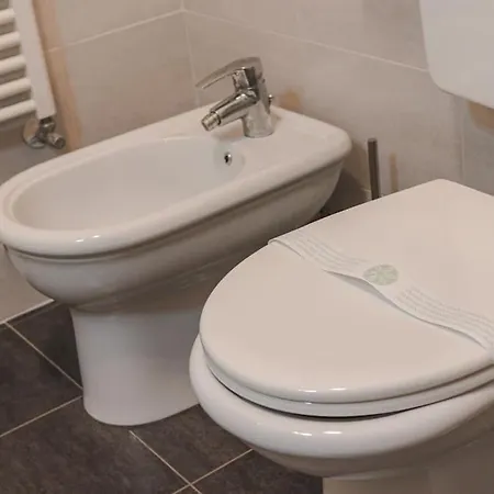 2 Bedroom - Free Wifi - Italian Star * Triëst